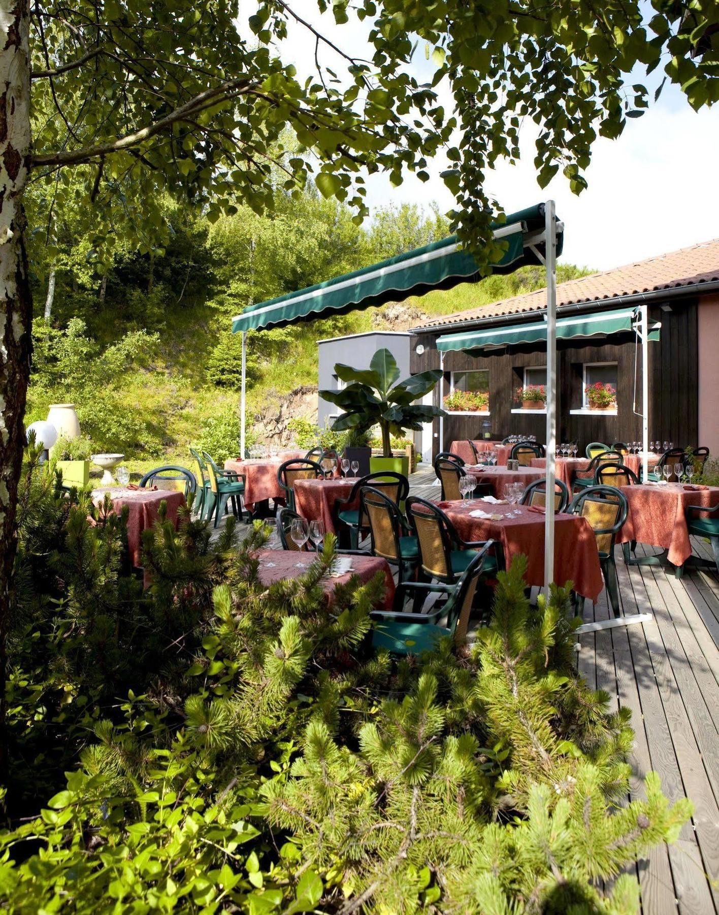 Hotel Restaurant La Tour Dunieres Екстер'єр фото