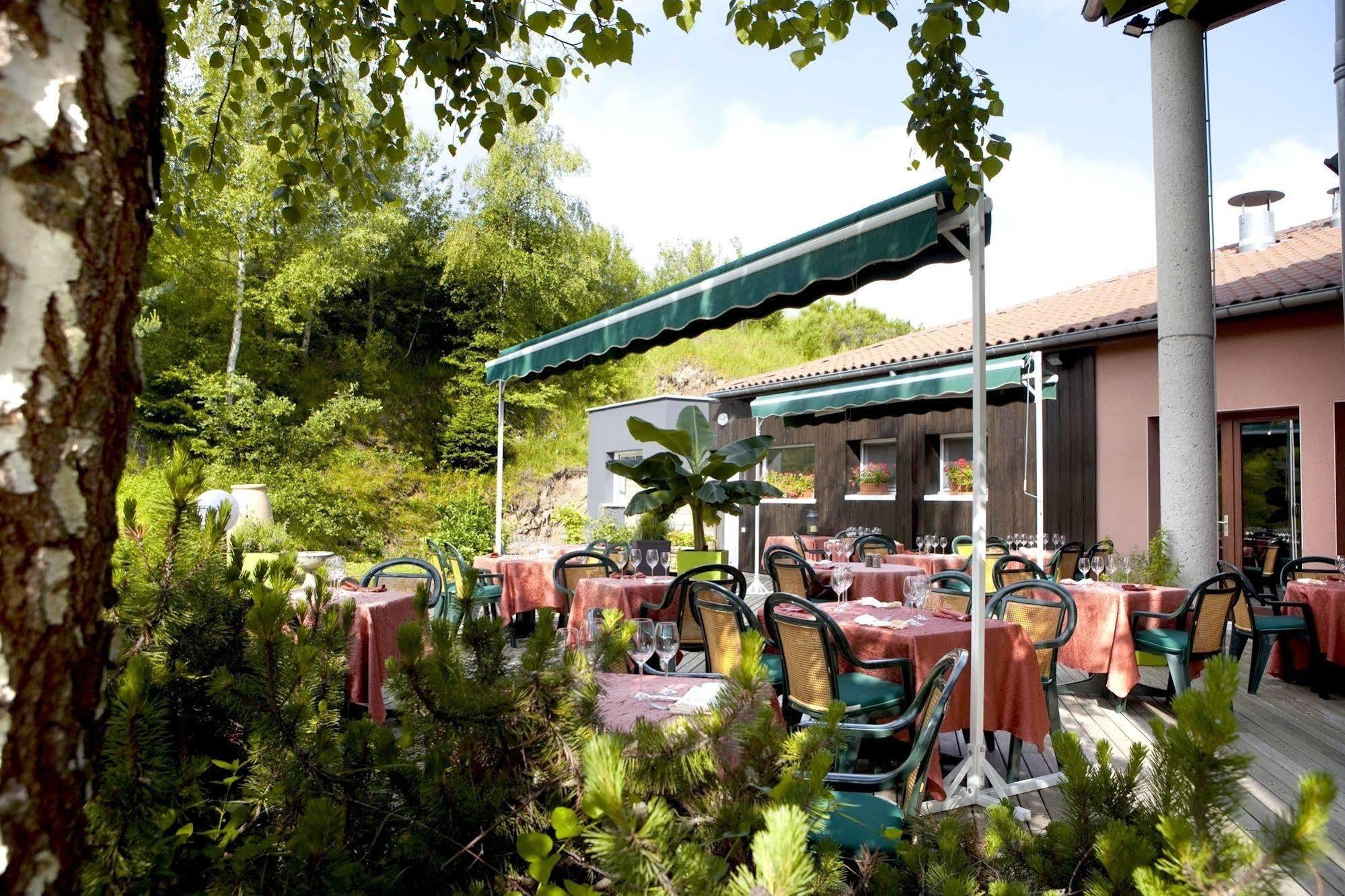 Hotel Restaurant La Tour Dunieres Екстер'єр фото