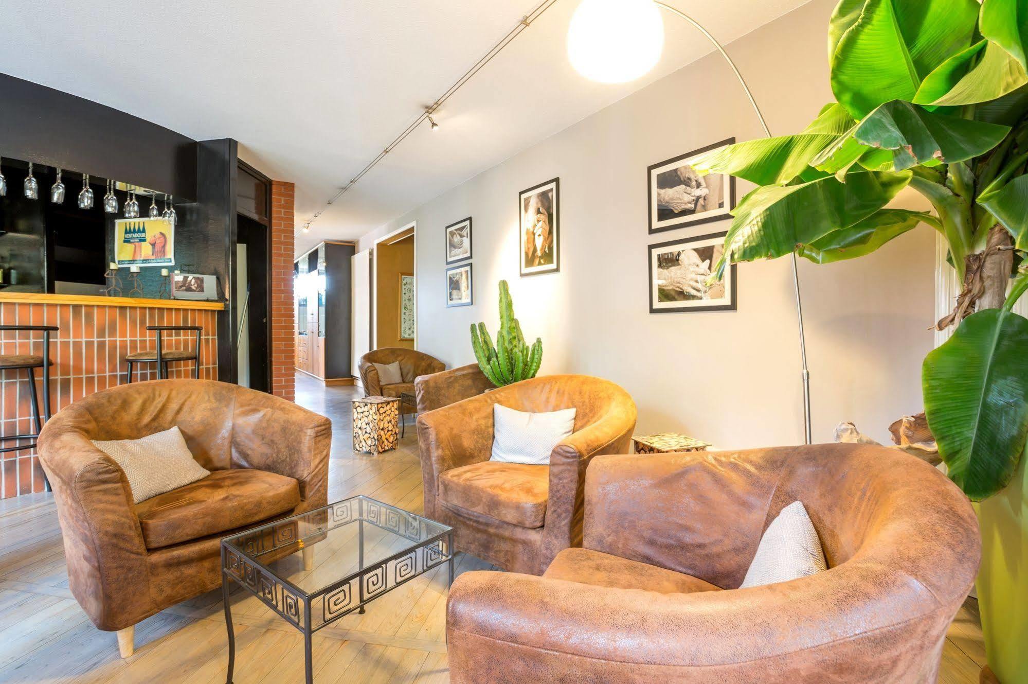 Hotel Restaurant La Tour Dunieres Екстер'єр фото
