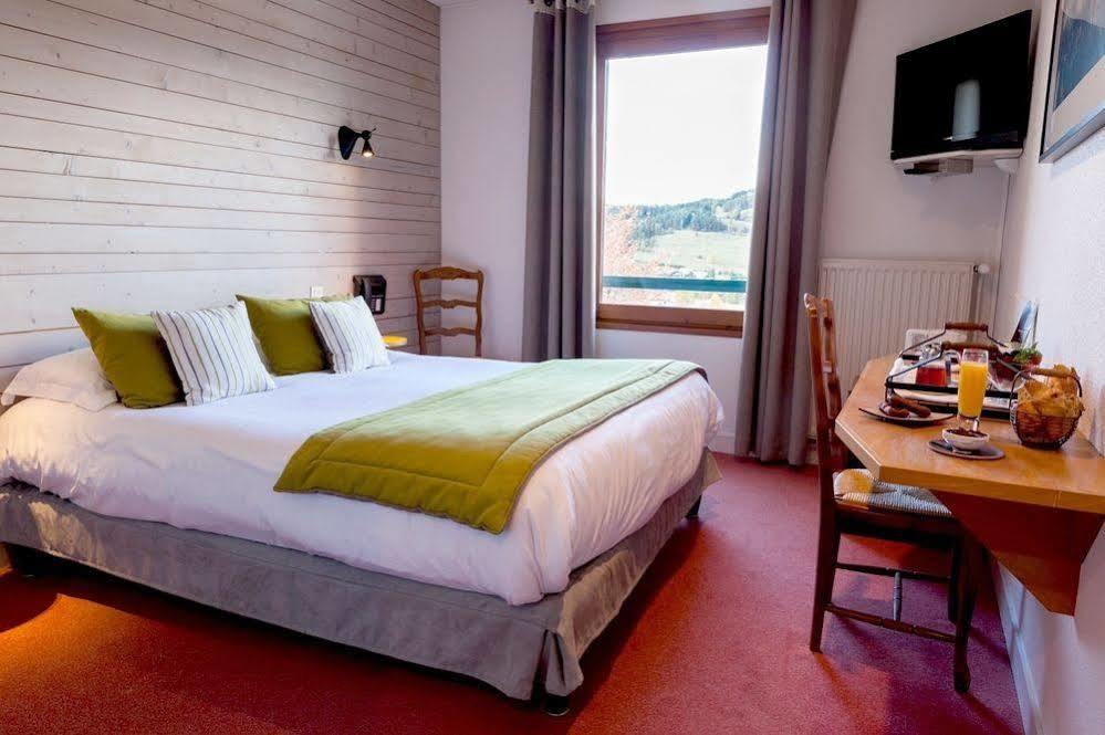Hotel Restaurant La Tour Dunieres Екстер'єр фото